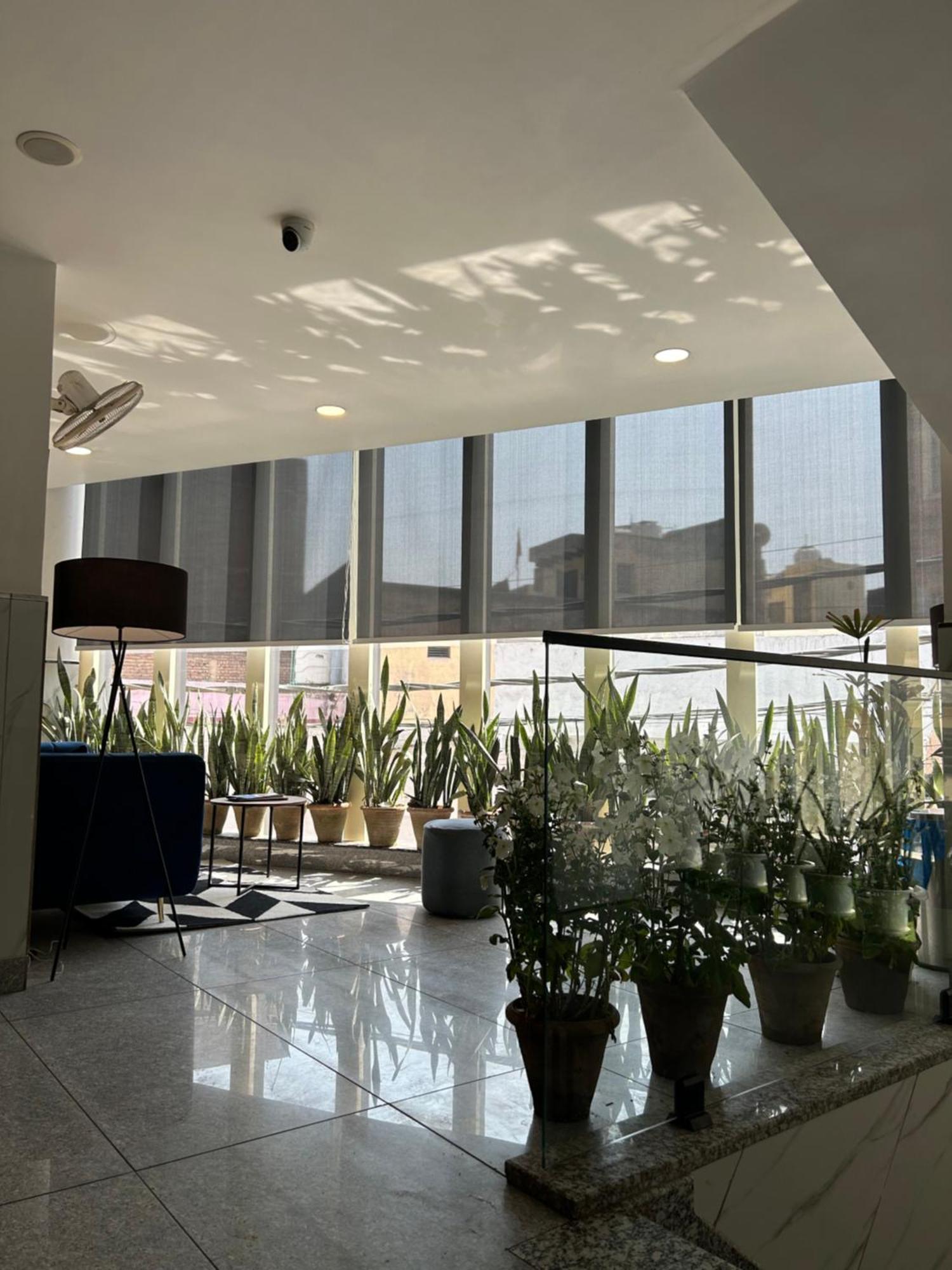 Gallivanto Inn Delhi  Dış mekan fotoğraf